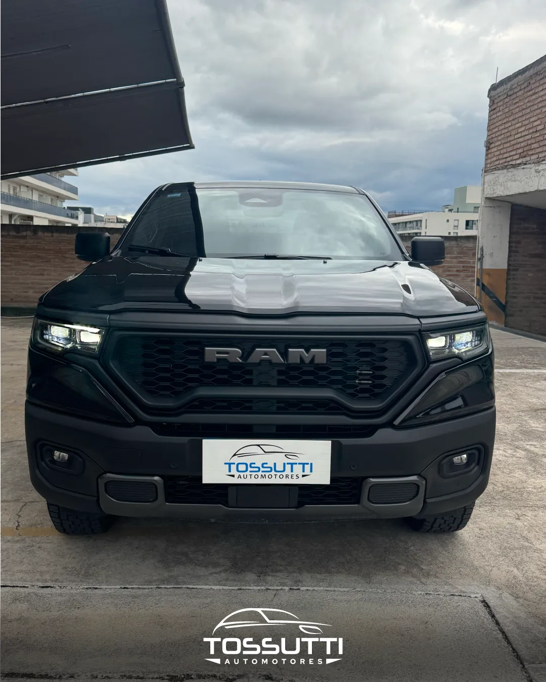 RAM RAMPAGE REBEL 2.0L GME AT9 4X4